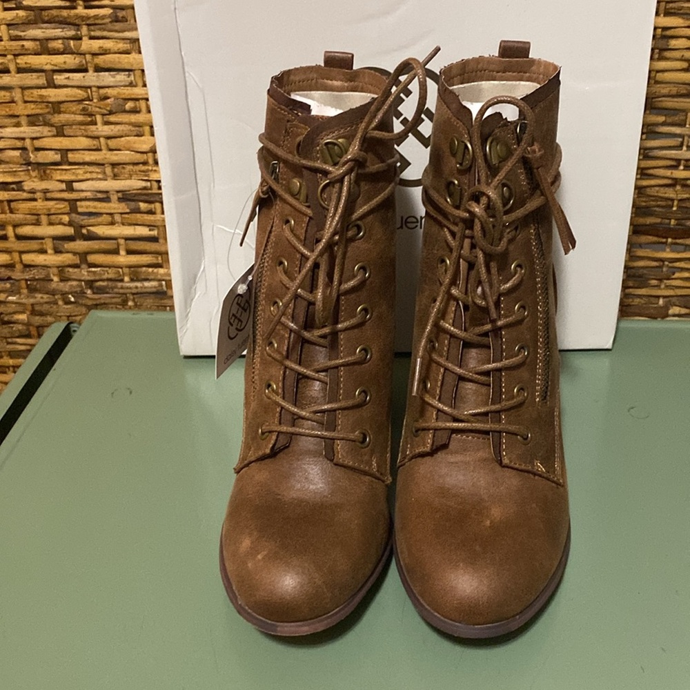 NWB Daisy Fuentes CHARLIE AnkleBoots steampunk western Brown 9m & 7.5m available - Picture 6 of 8